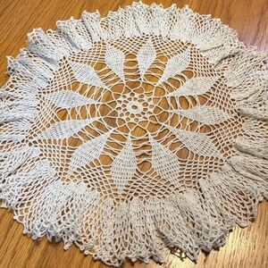 Vintage White Intricately Designed Doily with Ruffle. 17” Diameter